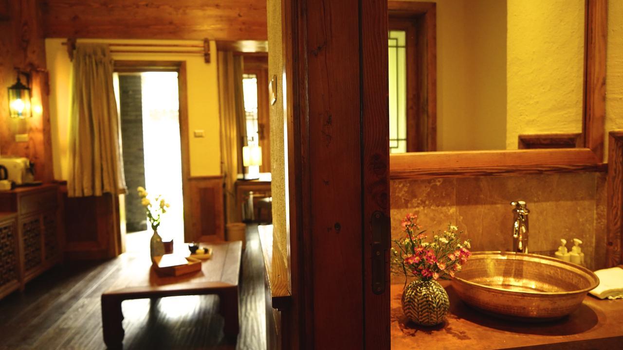 Songtsam Linka Lijiang Hotel Lijiang  Exterior photo